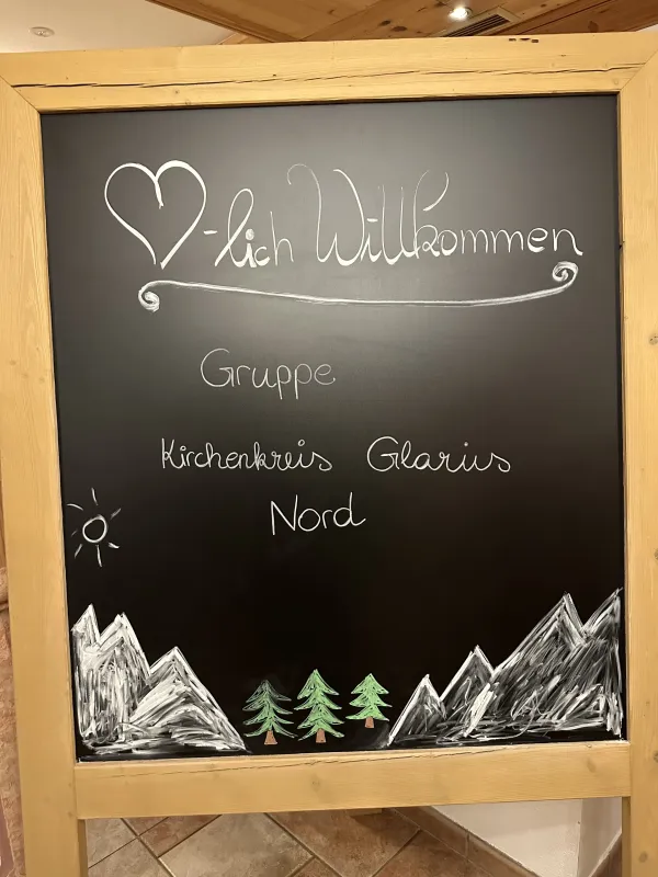 5 Die Alte Post Fieberbrunn heisst uns willkommen! (Foto: Walter Schaub)